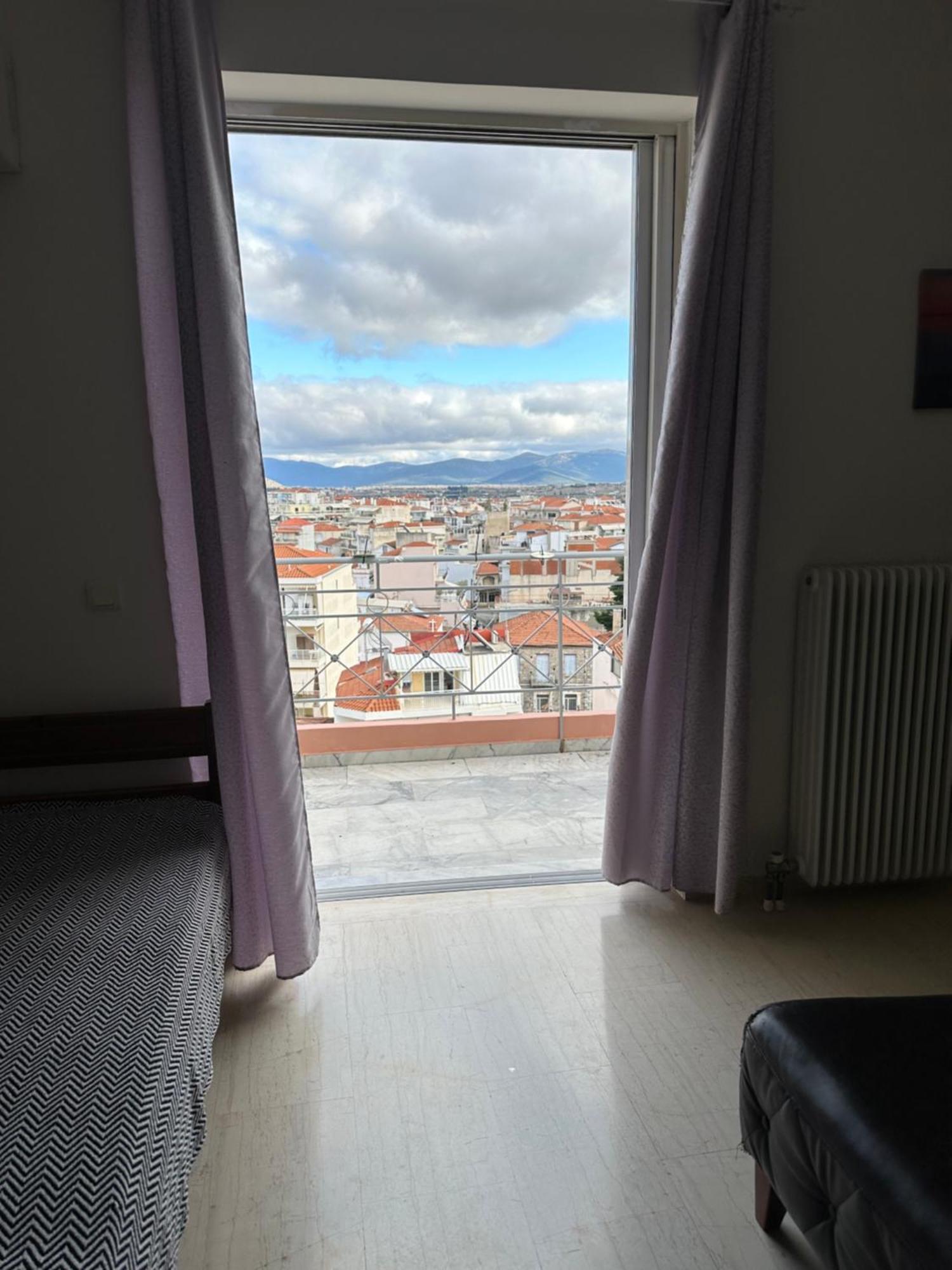 Tripolis Suite 7 Floor Bagian luar foto