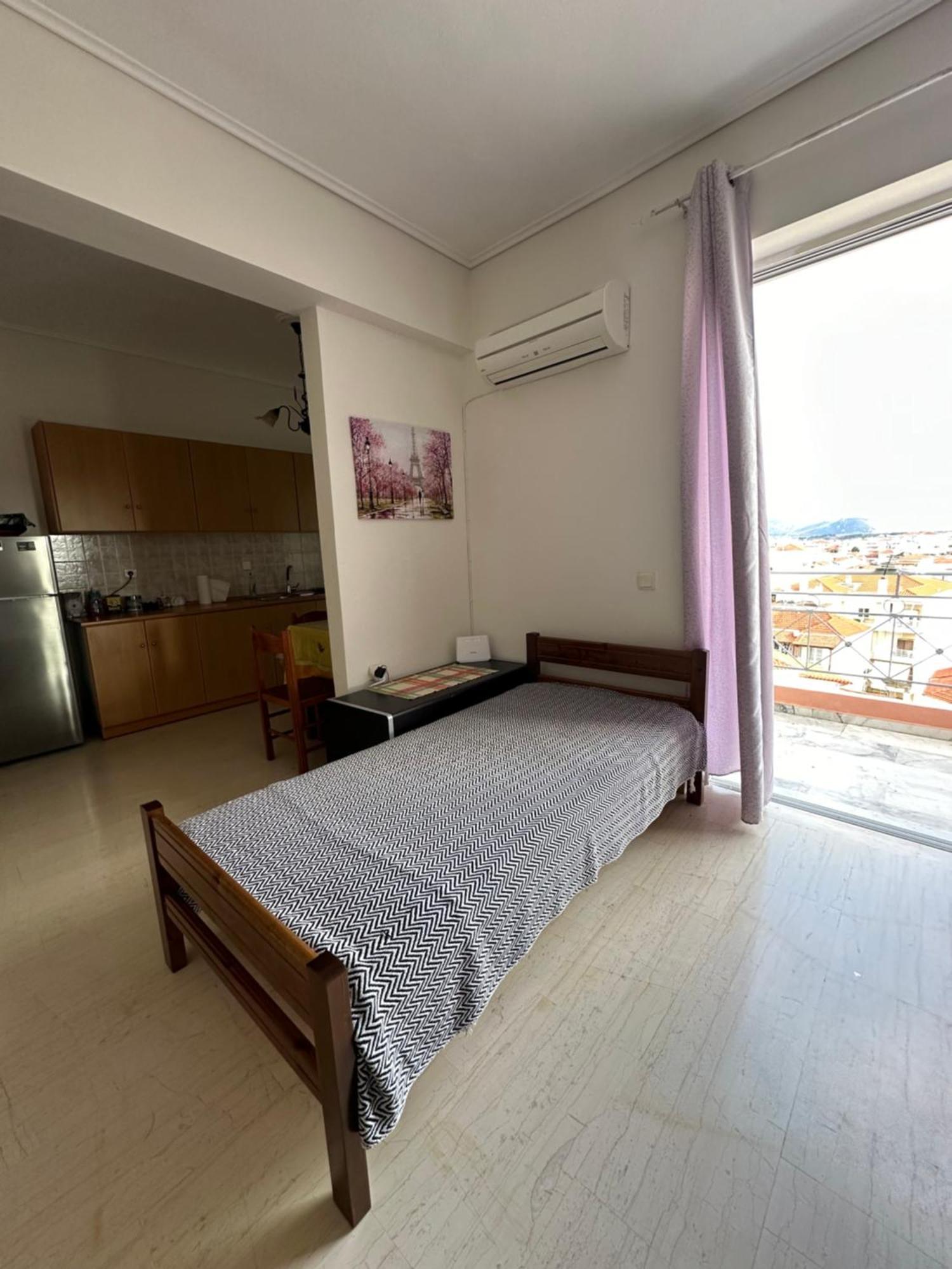 Tripolis Suite 7 Floor Bagian luar foto